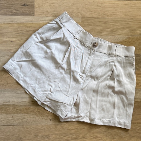 LOFT Pants - Loft Cream Shorts